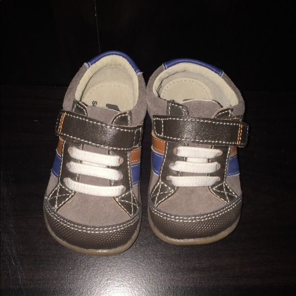 See Kahi Run kids shoes - Picture 2 of 5